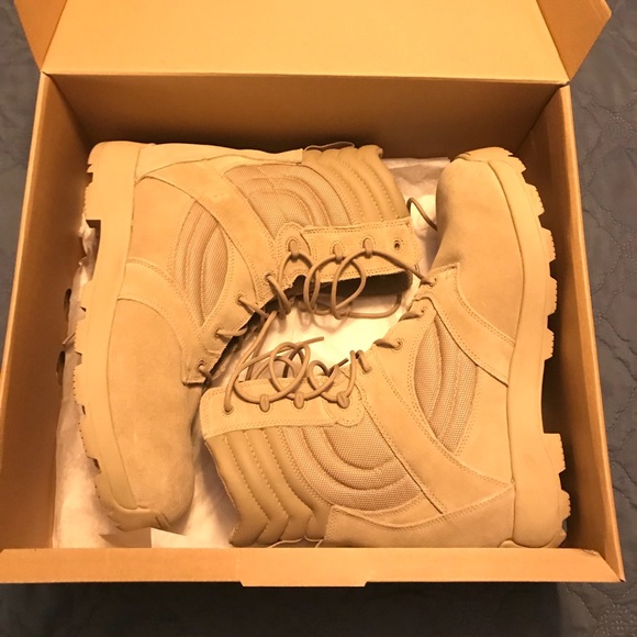 new balance army boots